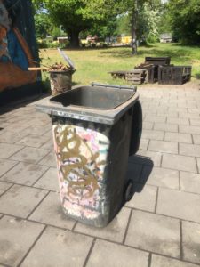 Die schwarze Tonne wollen wir in Zukunft möglichst wenig sehen. (c) clubliebe e.V./BUND Berlin e.V.